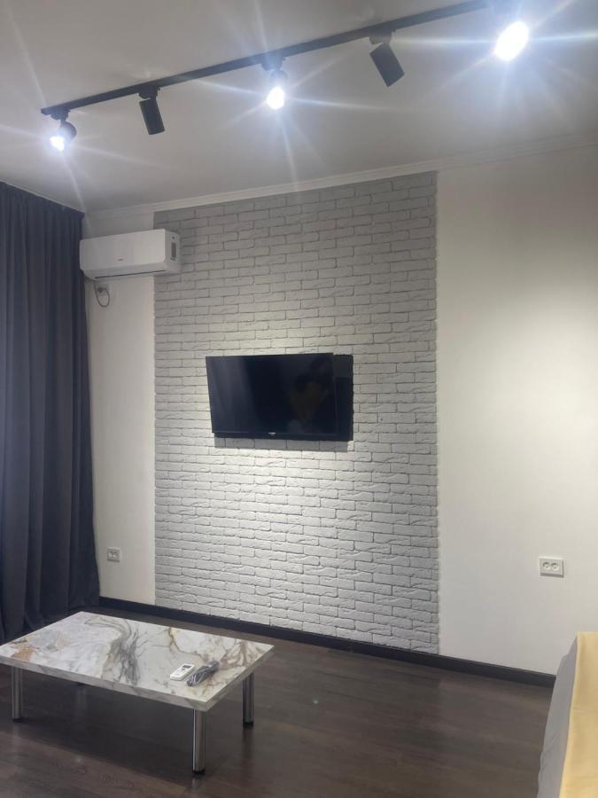 Апартаменты Центр Медеуский Район Almatý Exterior foto