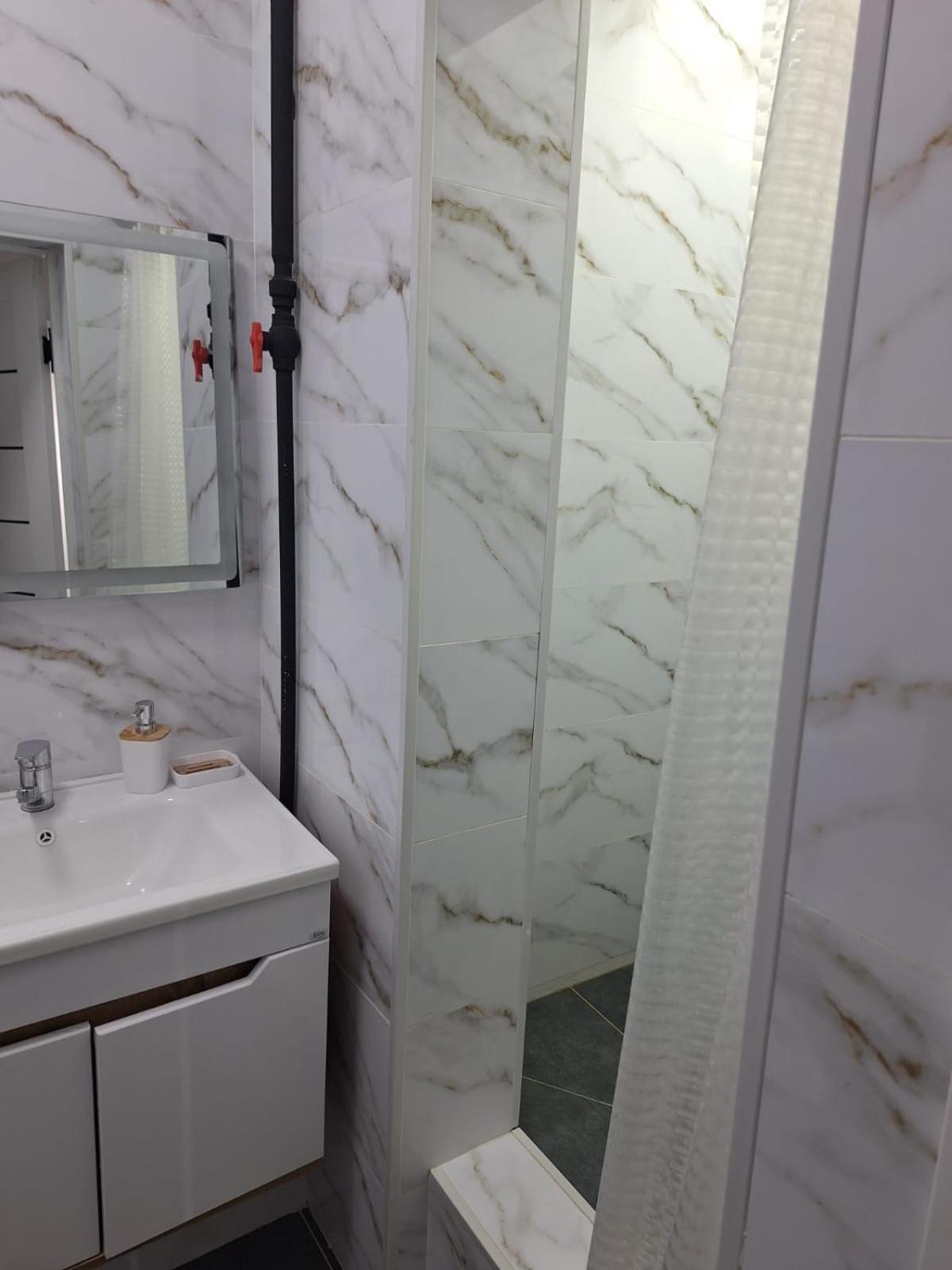 Апартаменты Центр Медеуский Район Almatý Exterior foto